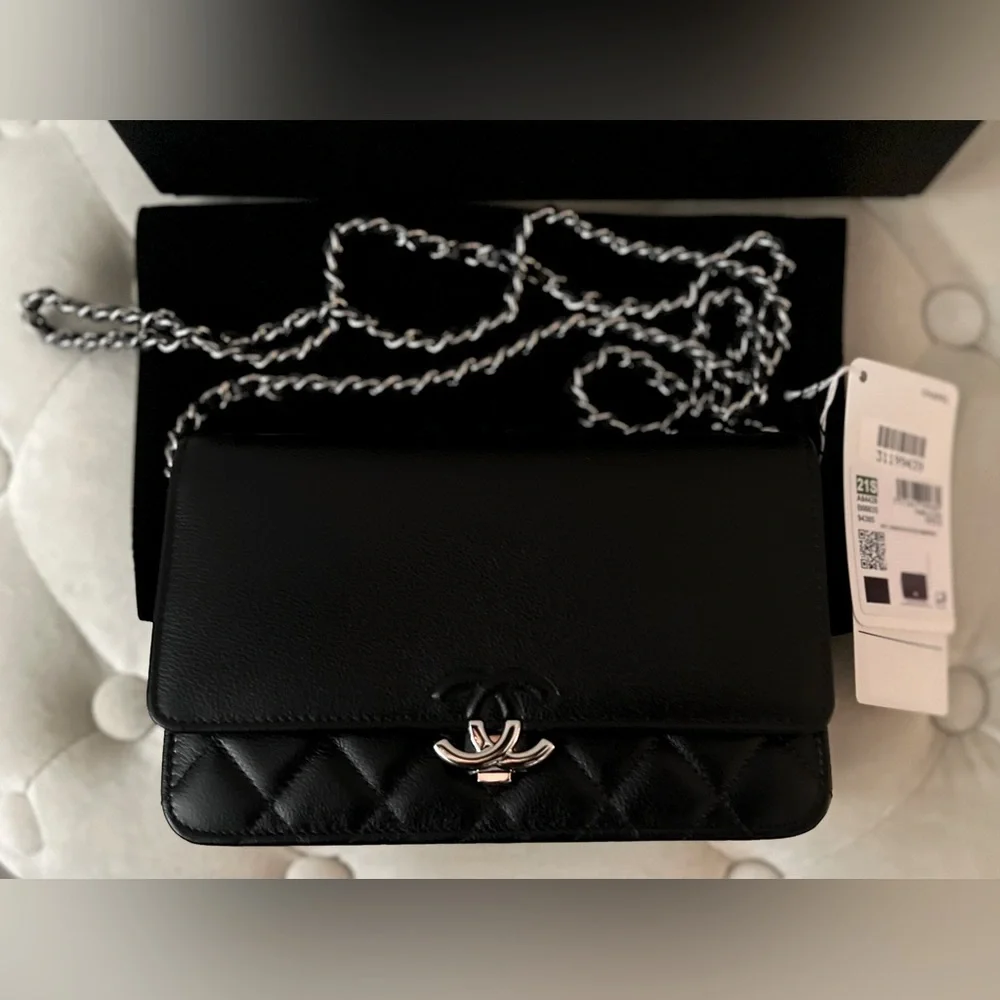 ❌❌ SOLD CHANEL WOC W/SILVER HARDWARE - Picture 8 of 10